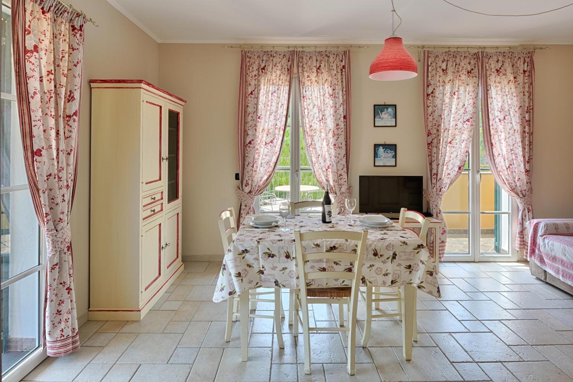 Casa Vacanze Nel Giardino Di Renzo Империя Экстерьер фото