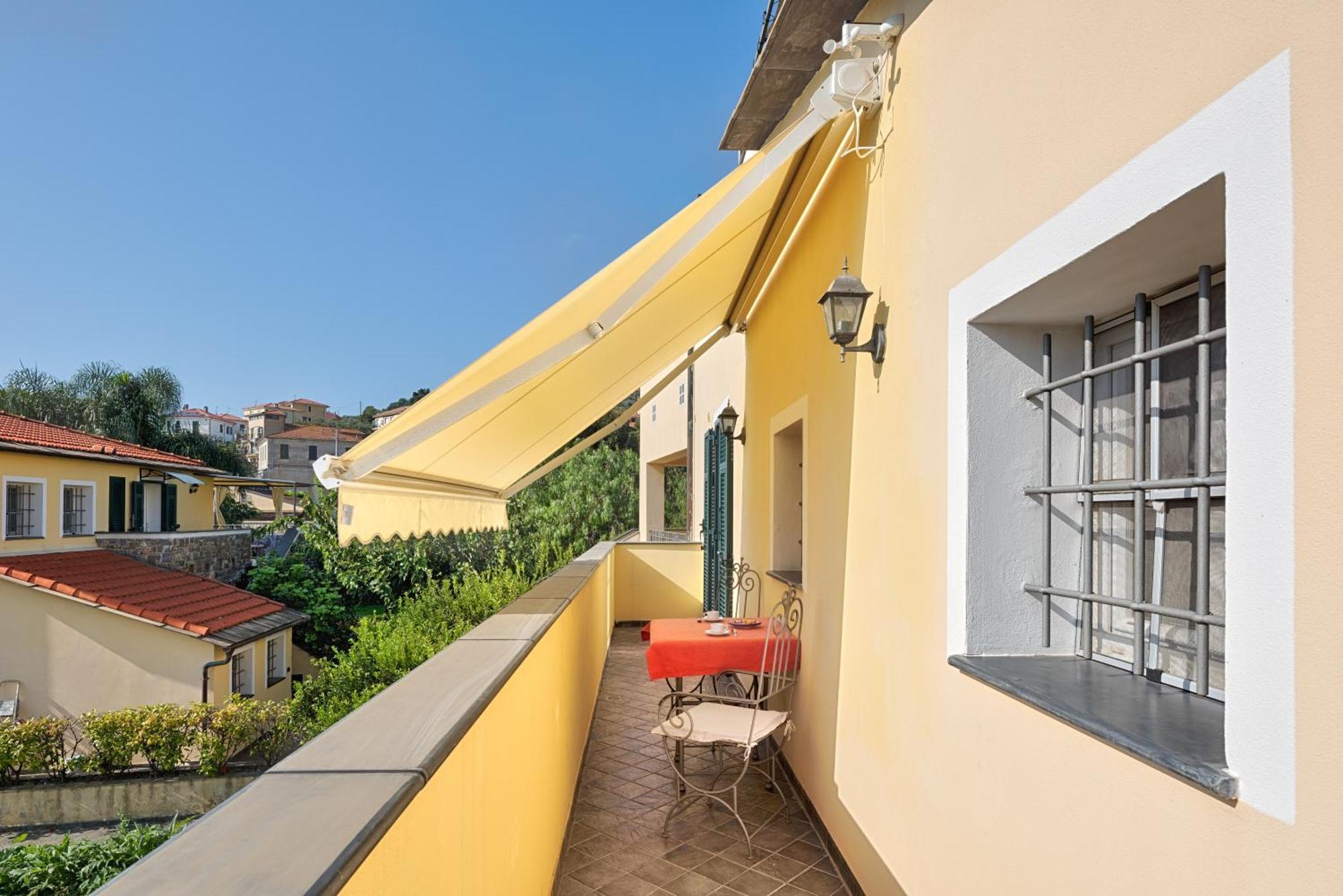 Casa Vacanze Nel Giardino Di Renzo Империя Экстерьер фото