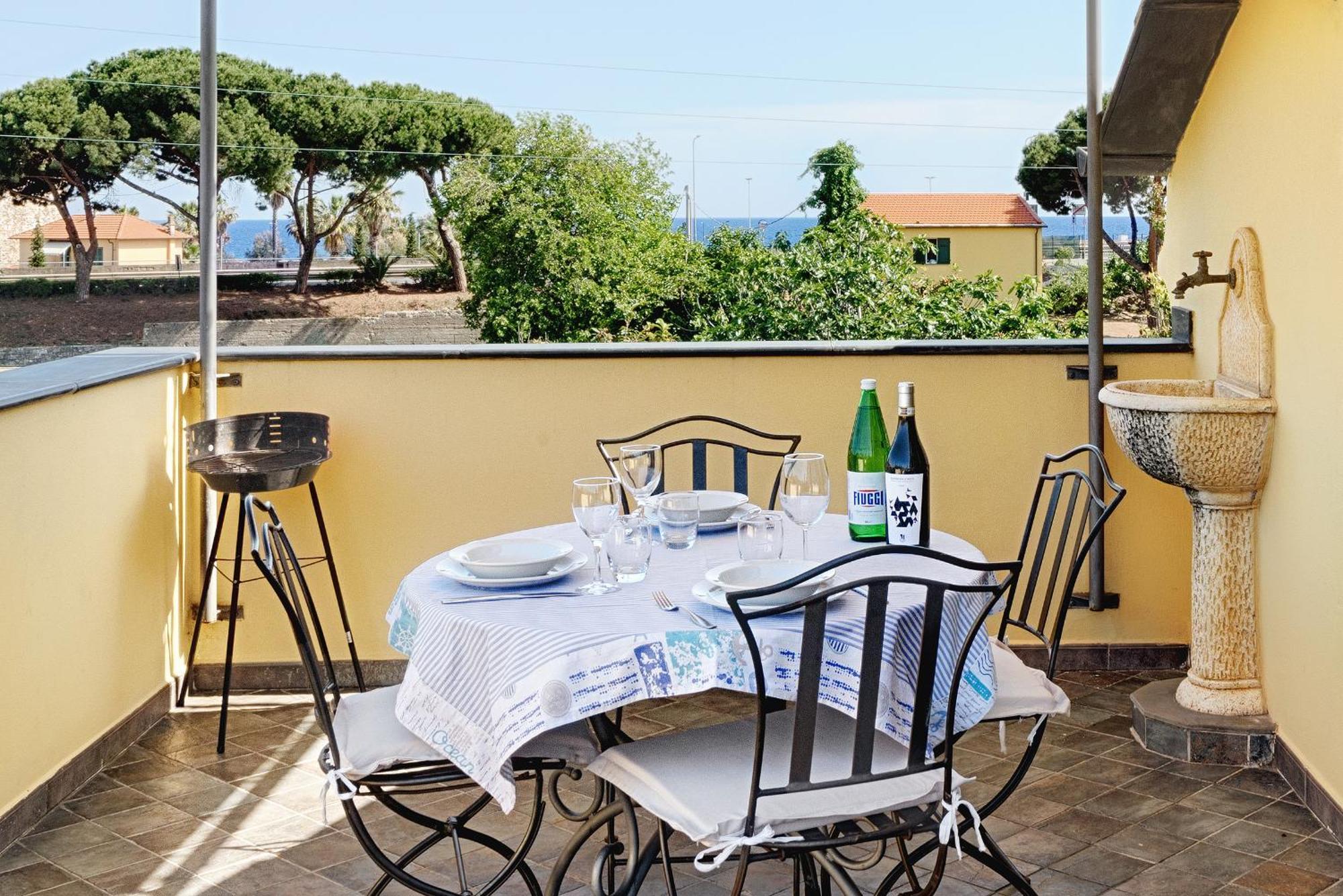 Casa Vacanze Nel Giardino Di Renzo Империя Экстерьер фото